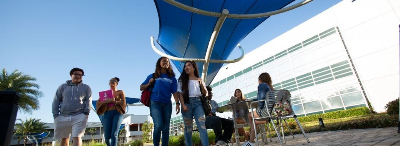 HCC students walking on campus! 