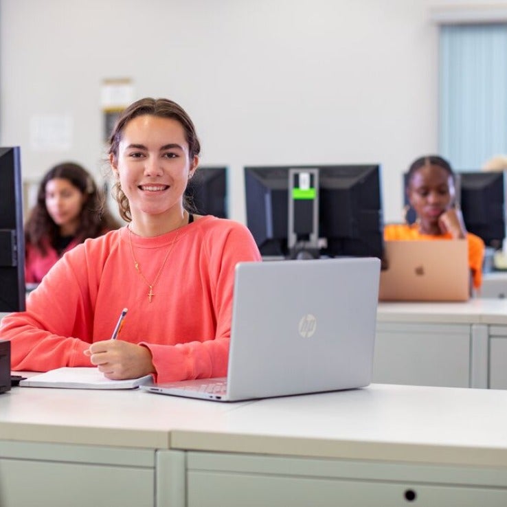 Student in computer lab